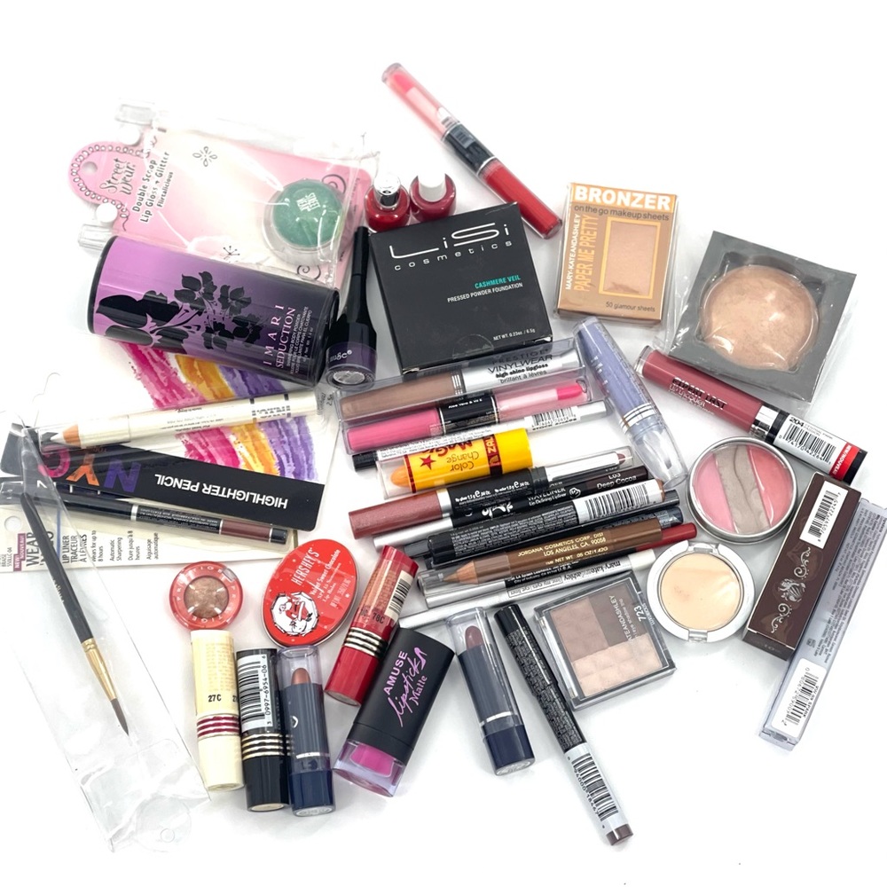Brand New Drugstore MakeUp Bundle